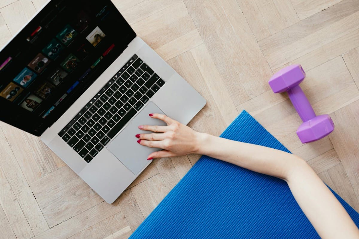 Best Yoga Tops on Amazon