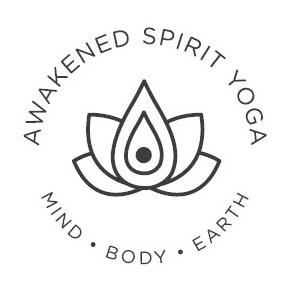 Julia Forest Yoga School